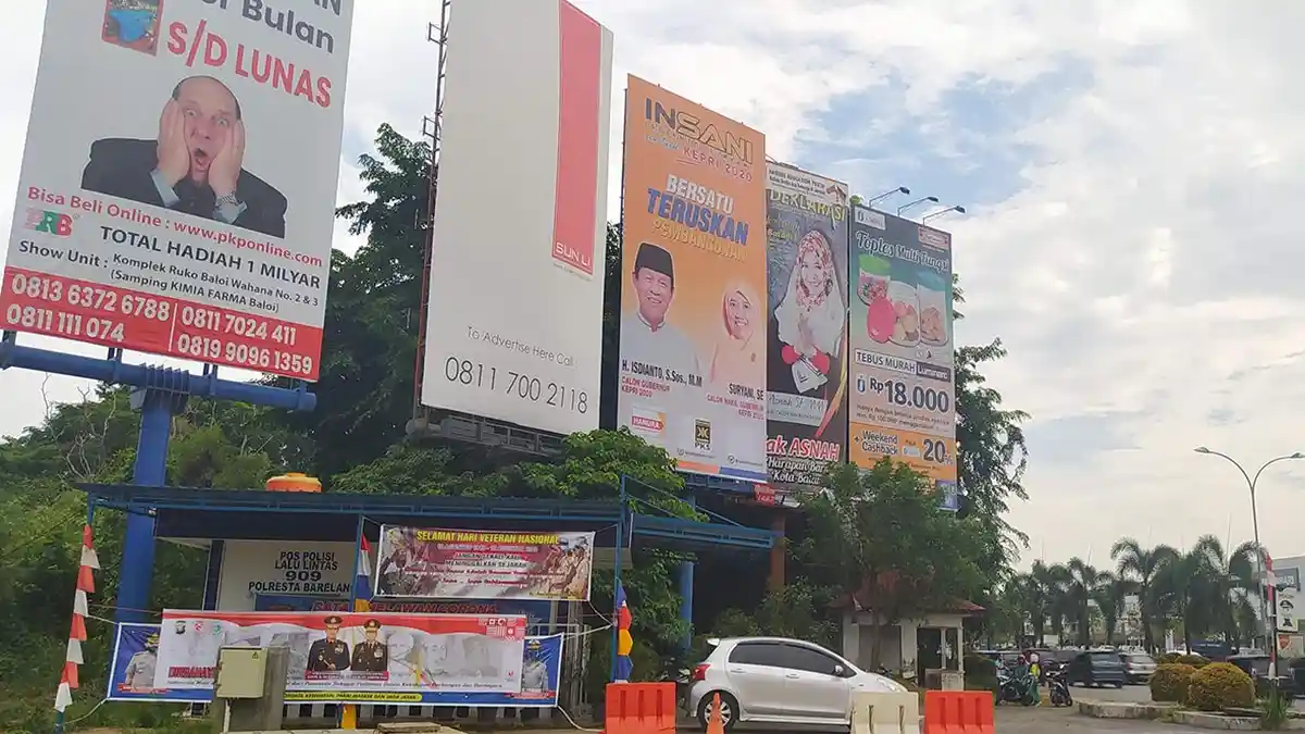 Lambang Partai Demokrat Mendadak Hilang dari Spanduk Isdianto-Suryani, Ini Kata PKS 