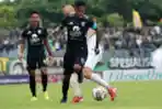 PSM Makassar Kalahkan Persebaya Surabaya di GJS Gresik