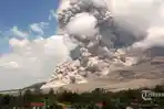sinabung-ngamuk-lagi_20150403_135920.jpg