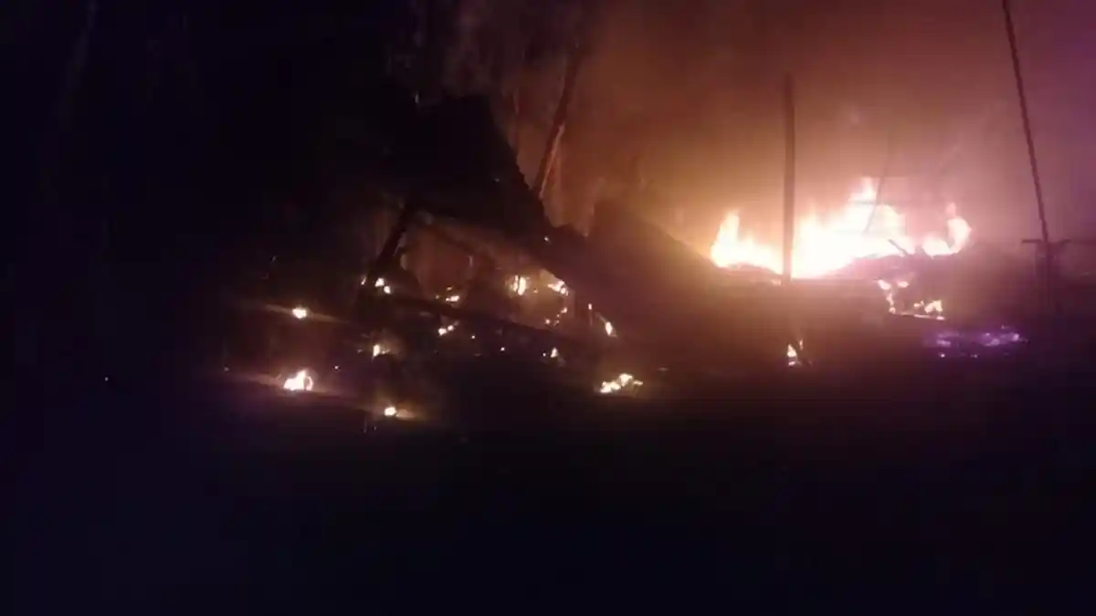 Satu Unit Bengkel Motor di Nangaroro Kabupaten Nagekeo Hangus Terbakar