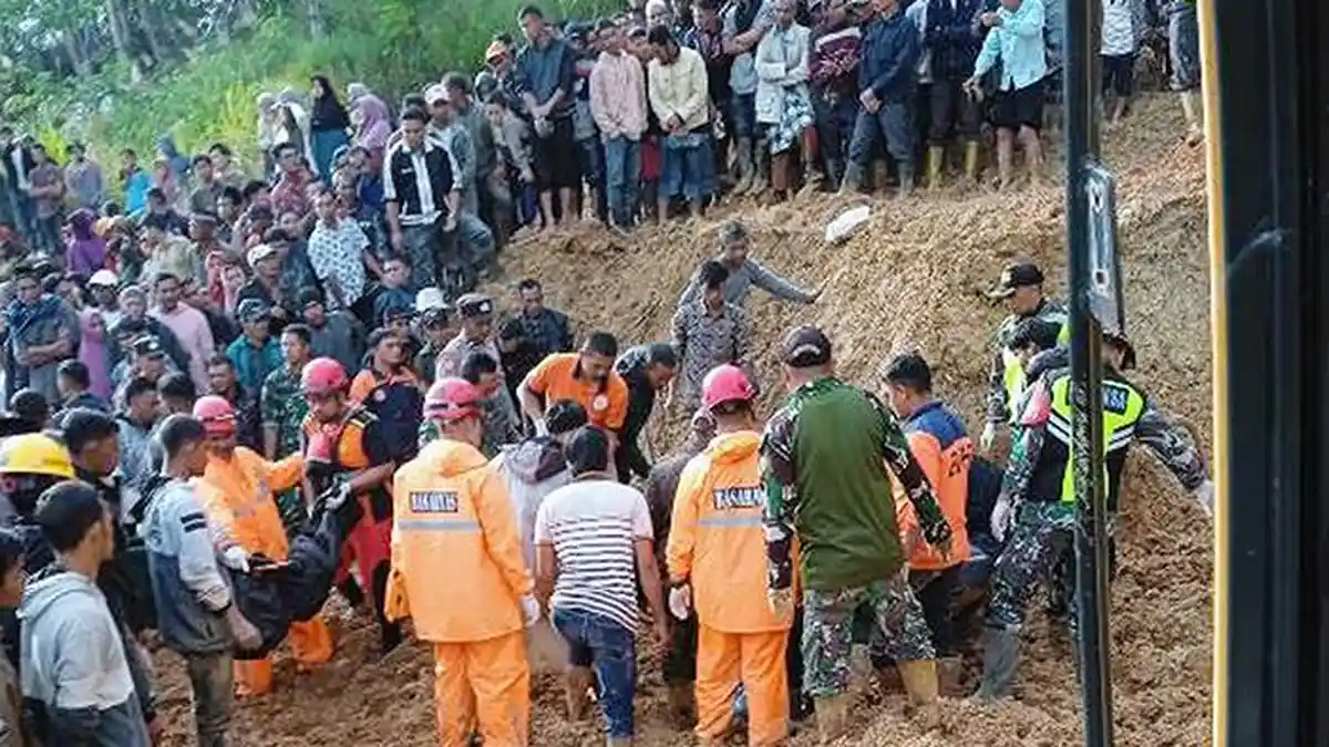 FOTO Banjir Bandang dan Longsor di Celala Aceh Tengah - Longsor-di-Celala-Aceh-Tengah_2.jpg