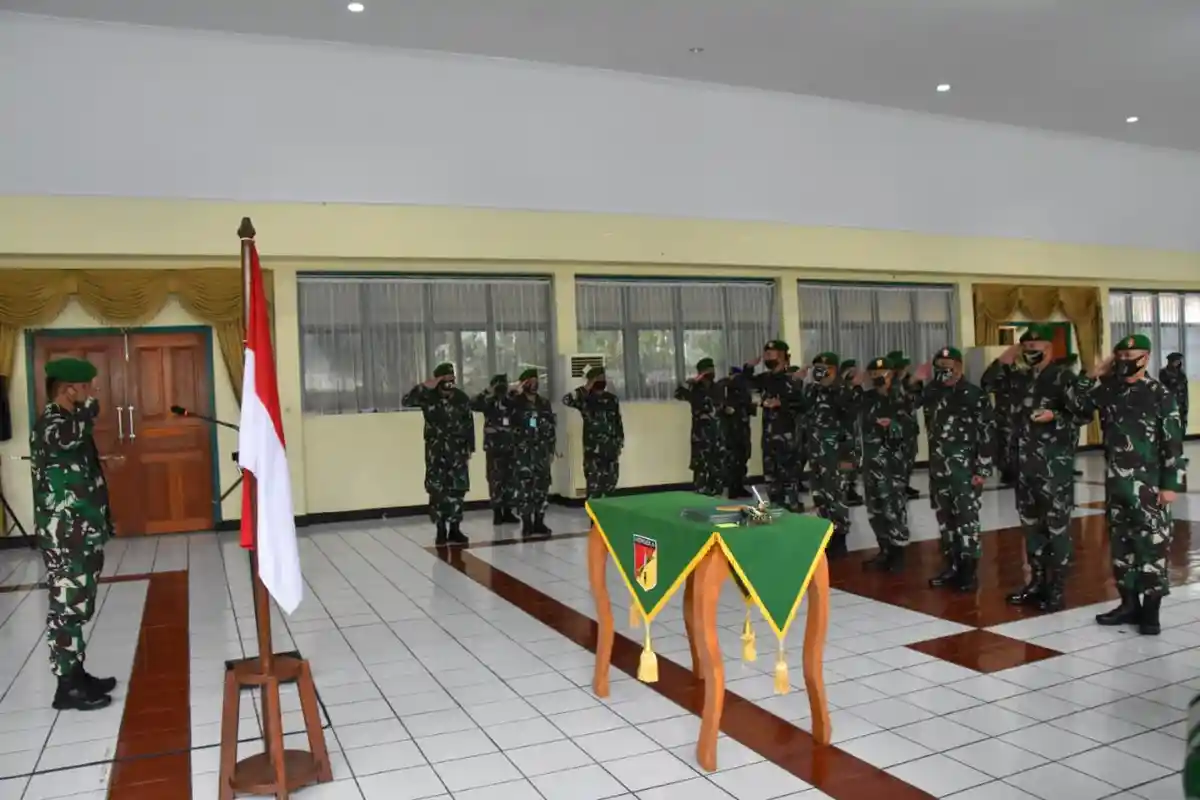 Tongkat Komandan Kodim 1310 Bitung Berpindah,dari Kusnandar Hidayat ke Benny Lesmana.