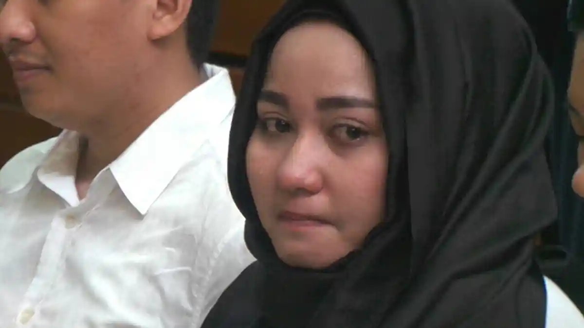 Sidang Ketiga Kasus First Travel: Dandanan Hingga Bantahan Anniesa Hasibuan