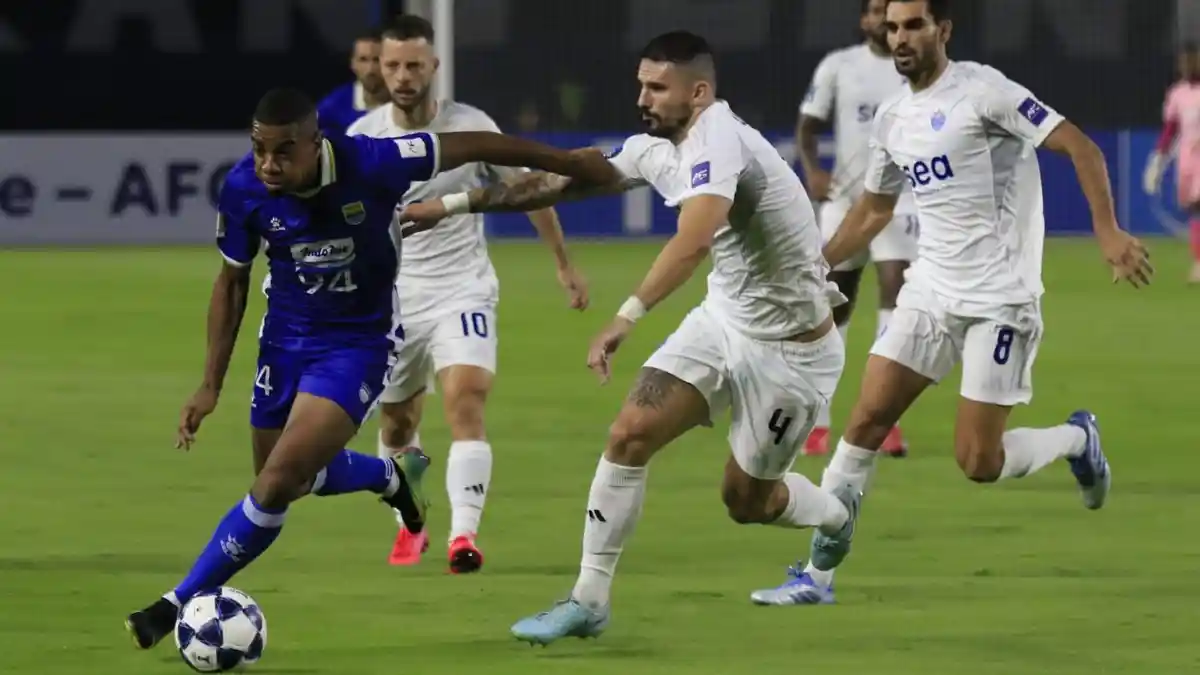 Misi Persib Bandung di Laga Krusial: Kalahkan Lion City untuk Amankan Posisi, Cetak Sejarah Baru