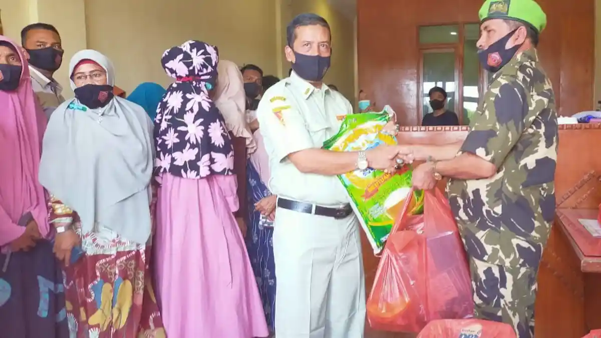PPM Aceh Salurkan Sembako dan APD Covid-19 di Pidie 