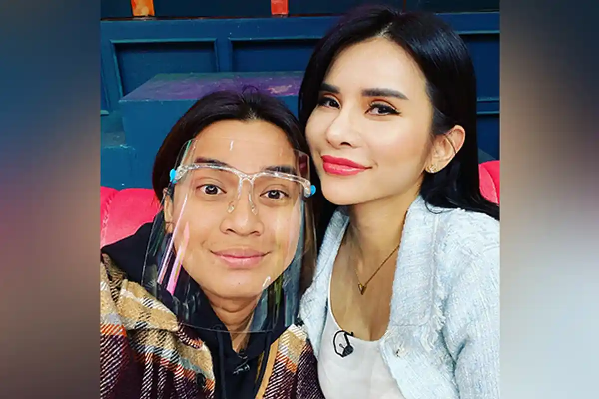 Billy Syahputra Foto dengan Maria Vania,  Warganet Langsung Heboh, 'Ingat Memes Dong'