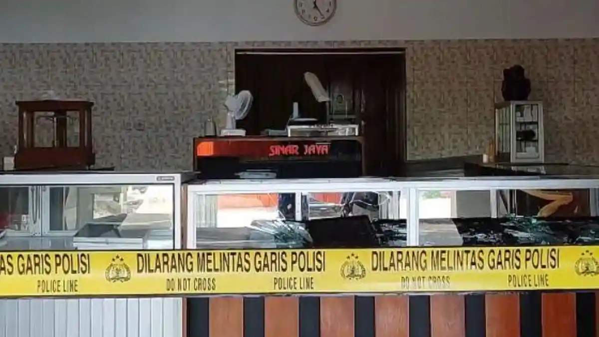 Cerita Saksi Mata Perampokan Toko Emas di Pacitan: Hanya Bisa Diam dan Gemetar