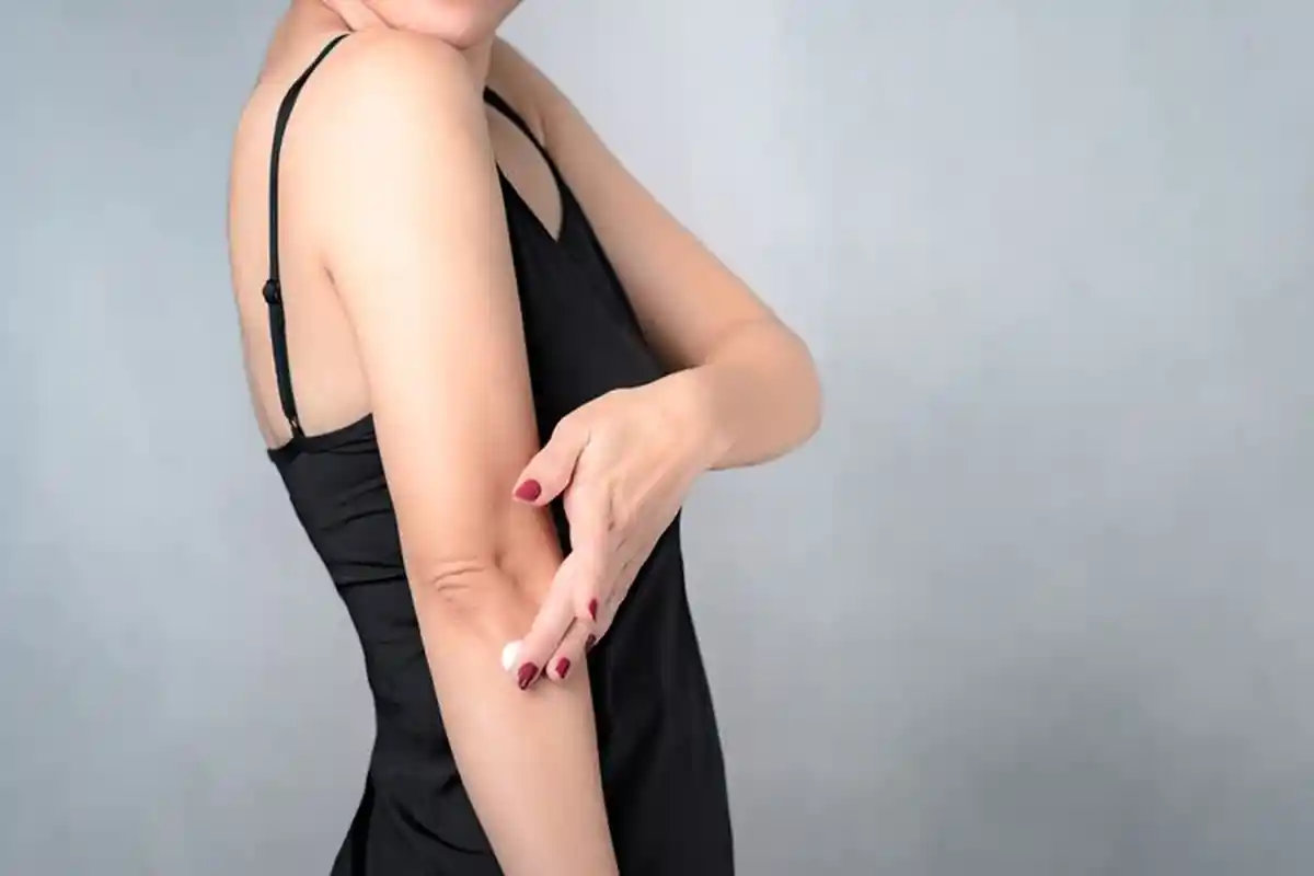 Cara Atasi Lutut dan Siku Yang Menghitam Dengan 5 Bahan Alami, Murah dan Simpel