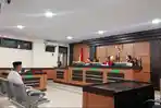 DUGAAN-Pelecehan-Muhammad-Amin-Ramadhan-saat-mengukuti-sidang-perdana-di-PN.jpg