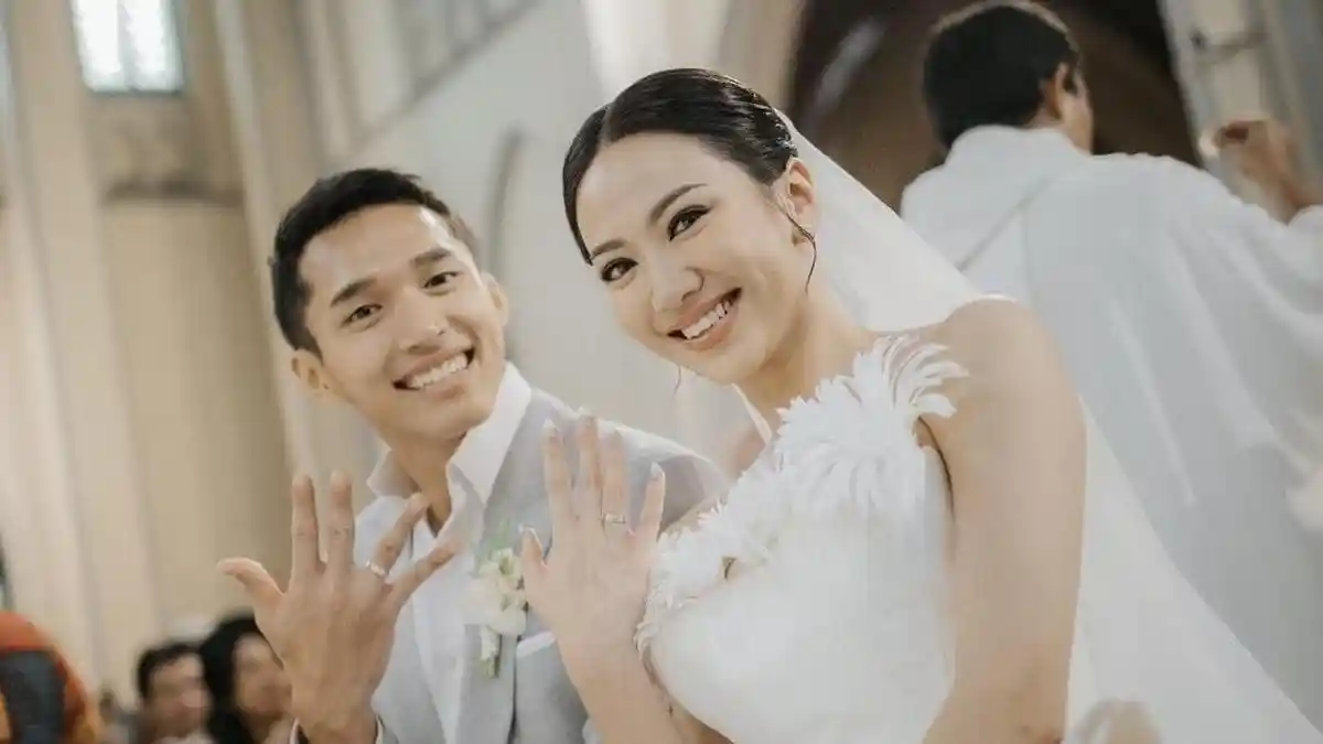 Biodata Shania Junianatha, Istri Pebulutangkis Jonatan Christie