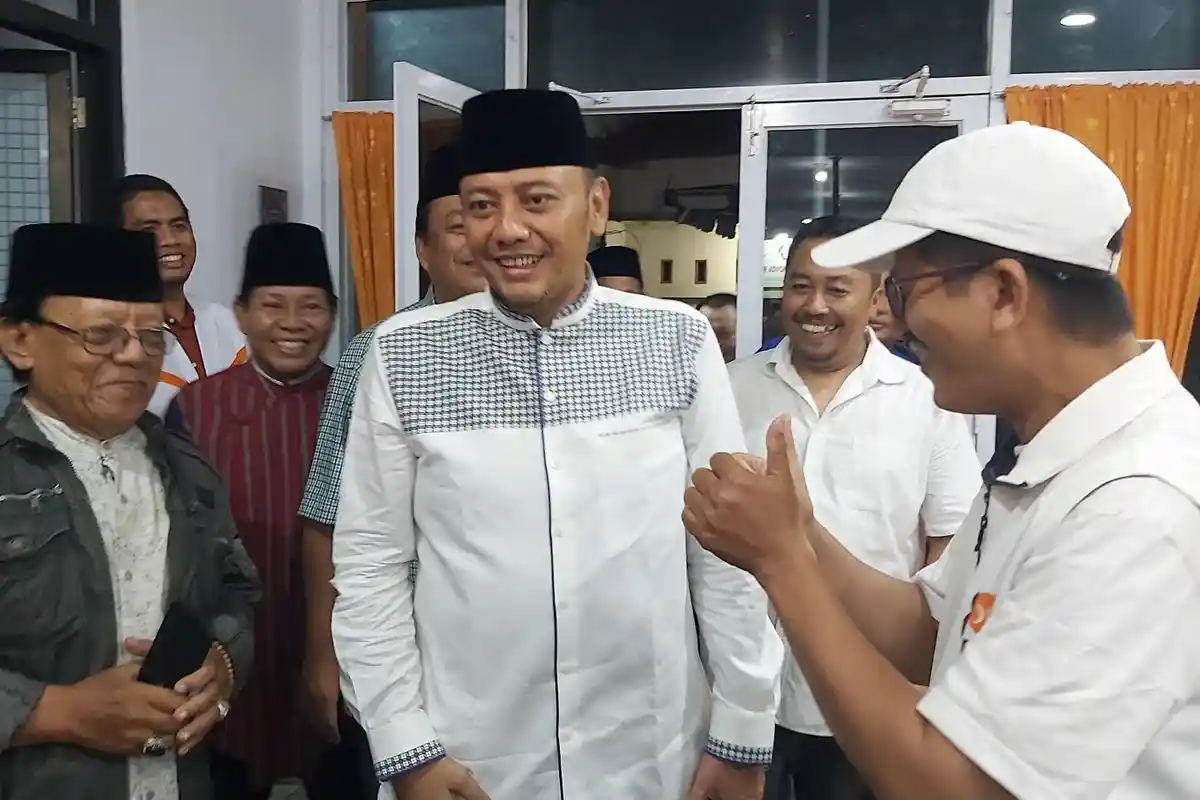 Kondisi Dedy Yon Cawalkot Tegal yang Ambruk Pingsan di Panggung saat Kampanye Akbar Pilkada