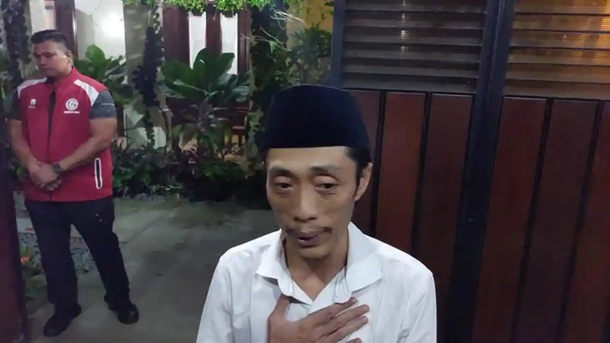Pengunggah Foto Ijazah Datangi Jokowi di Solo, Minta Maaf Langsung