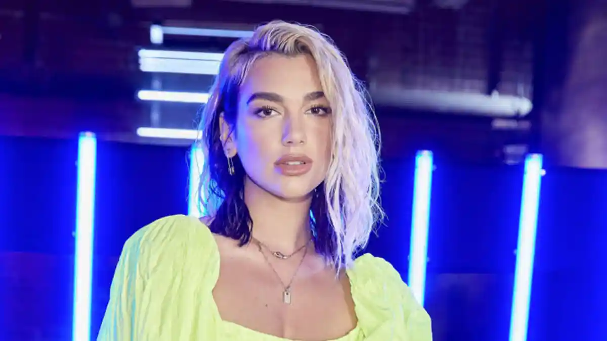 Konser Dua Lipa Batal Digelar di Jakarta karena Permasalahan Atap Ringkih?