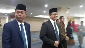 Anies-Baswedan-dan-Prasetyo-Edi-Marsudi.jpg