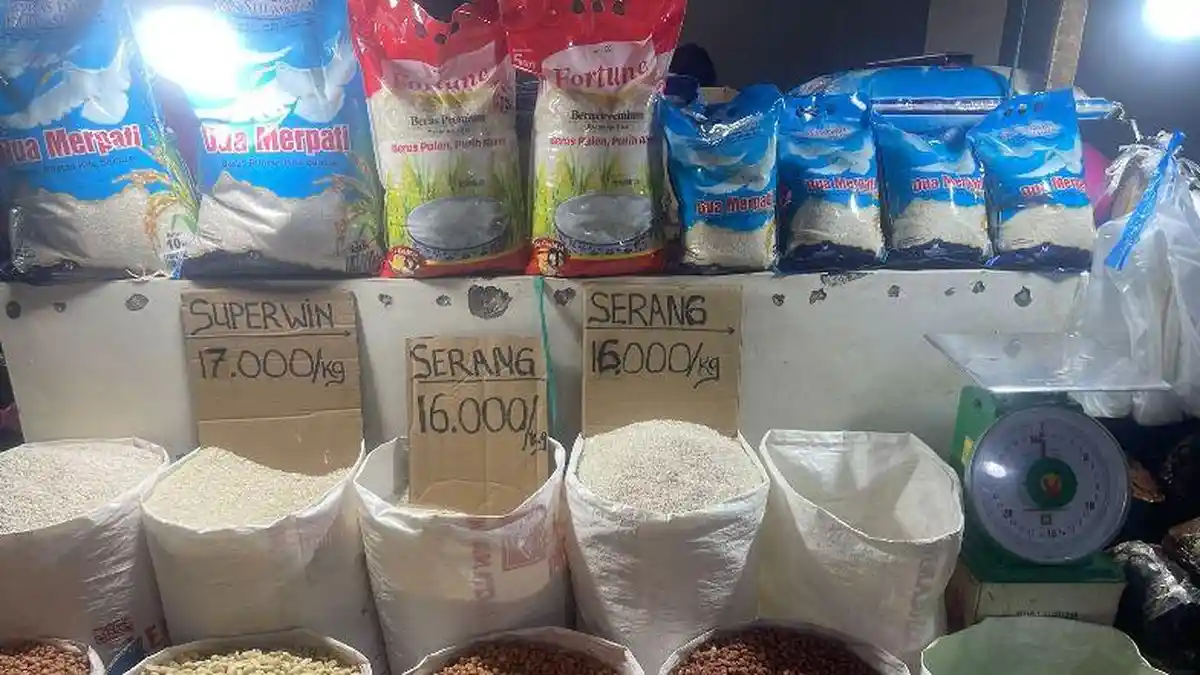 Daftar Harga Beras di Pasar Bersehati Manado Sabtu 12 Juli 2025, Dijual Segini