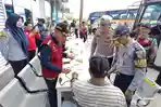 tes-kesehatan-dan-tes-urine-di-Terminal-Tipe-A-Patria-Blitar-Senin-17112025.jpg