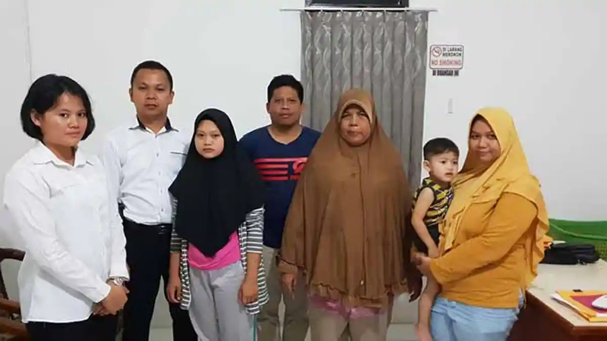 Rindiyanti Kabur ke Melawi karena Di-bully, Kepala Sekolah Ungkap Hal Berbeda