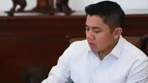 Mayor-Teddy.jpg
