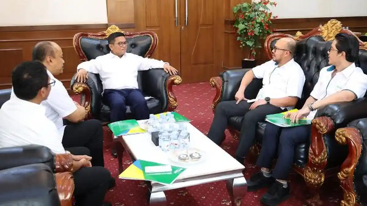 Gubernur Andra Soni: Pemprov Banten Siap Perluas Cakupan Perlindungan bagi Pekerja Informal