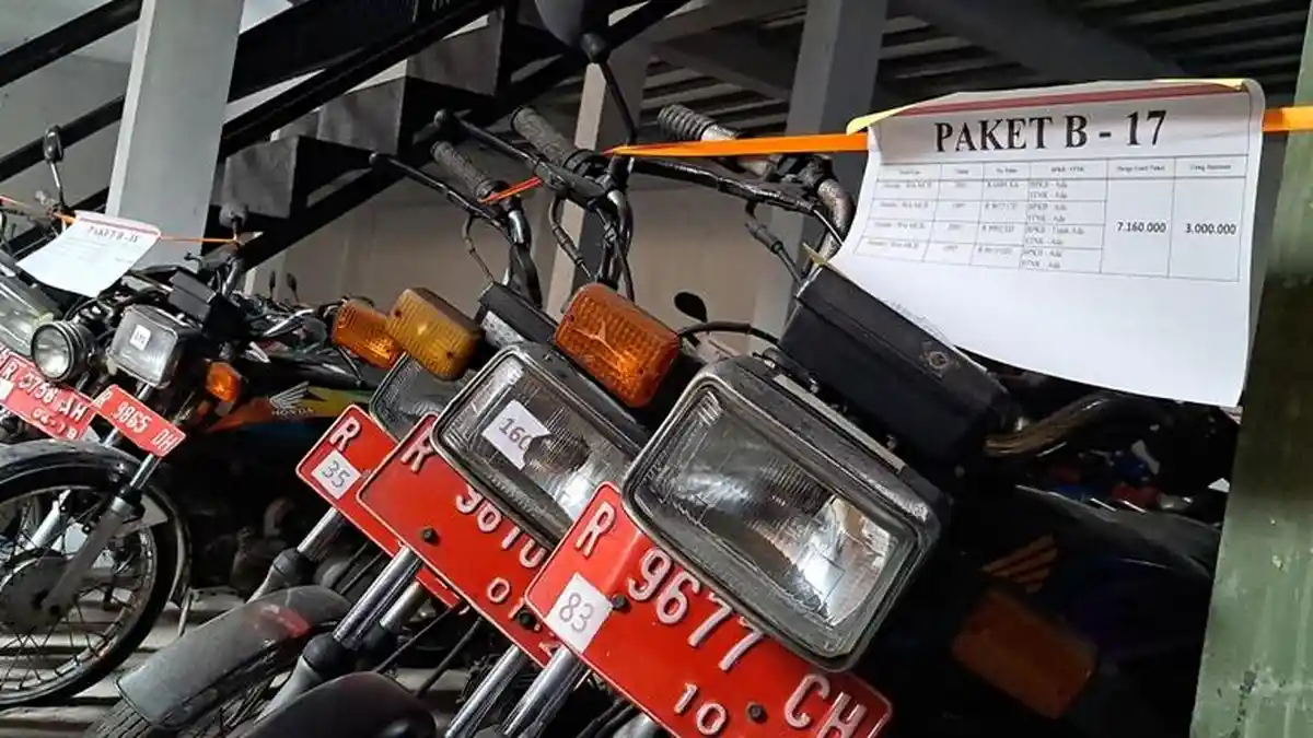 Jadi Incaran dalam Lelang Kendaraan Dinas di Banyumas, Harga Honda Win dan Yamaha YT Cuma Segini
