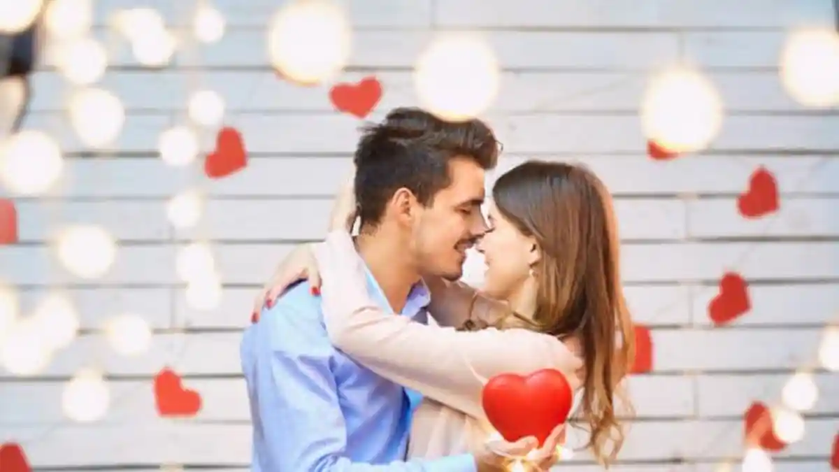 RAMALAN ZODIAK Asmara Hari Ini Rabu 21 Desember 2022: Pisces Meragukan Pasangan, Libra Makin Sayang