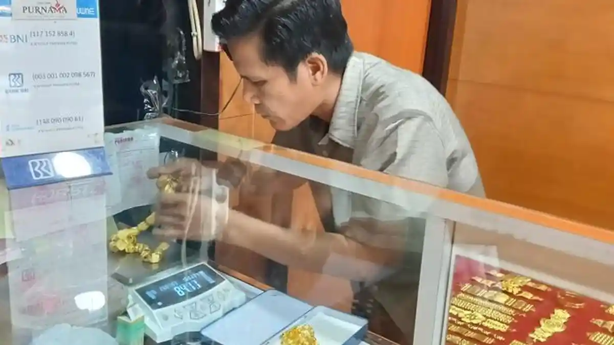 Harga Emas di Kayuagung Tembus Rp 13,6 Juta per Suku, Warga Jual Perhiasan untuk Biaya Sekolah Anak