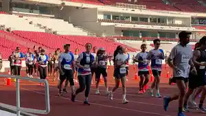 para-peserta-btn-jakarta-international-marathon-2024-di-stadion-utama-gelora-bung-karno.jpg