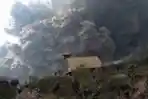 Belasan Tewas Diterjang Awan Panas Gunung Sinabung