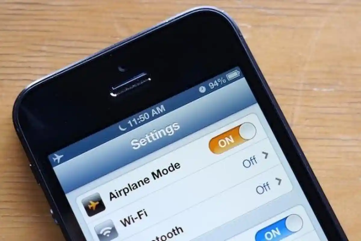 Ketahui Fungsi Lain dari Mode Pesawat di Androidmu, Satu Diantaranya Menguatkan Sinyal HP