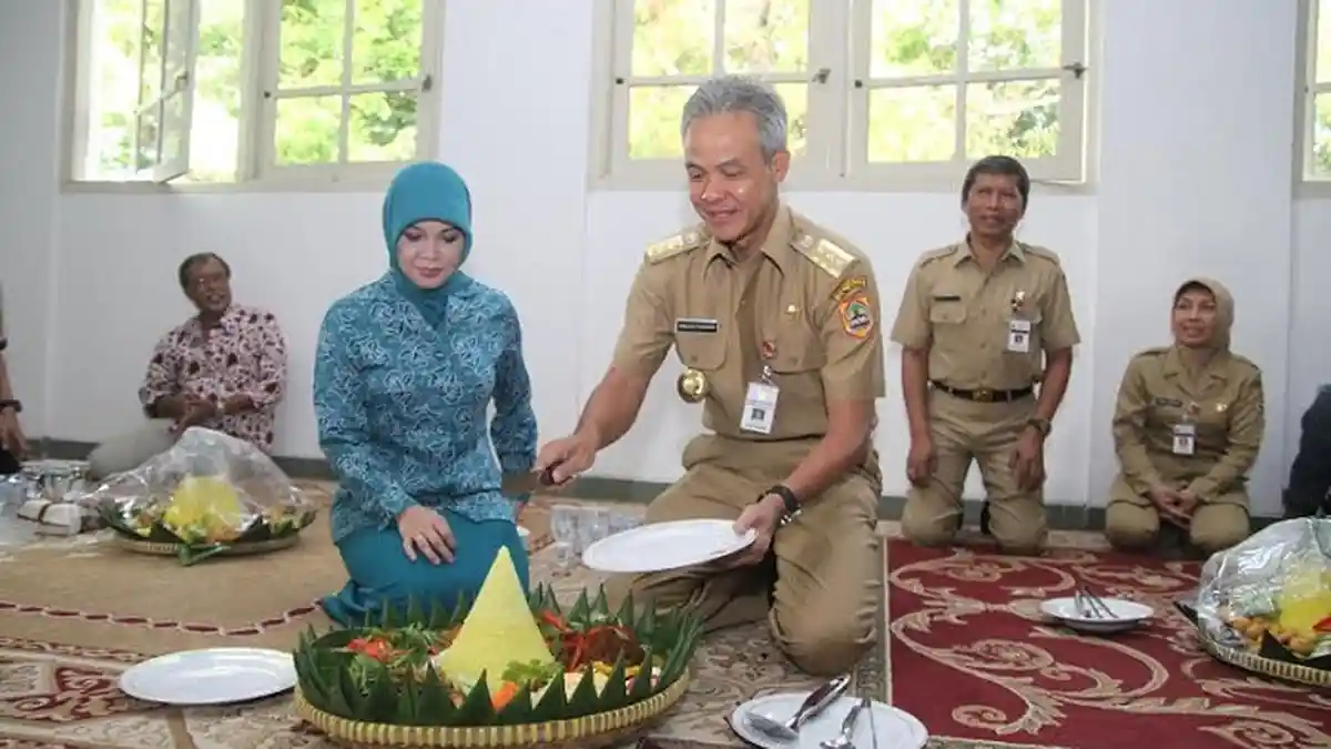 Ganjar: Lho ada apa ini kok ramai?