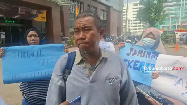PENGHUNI-RUSUN-Perwakilan-warga-Rusun-Sentra-Mulya-Jaya-usais.jpg