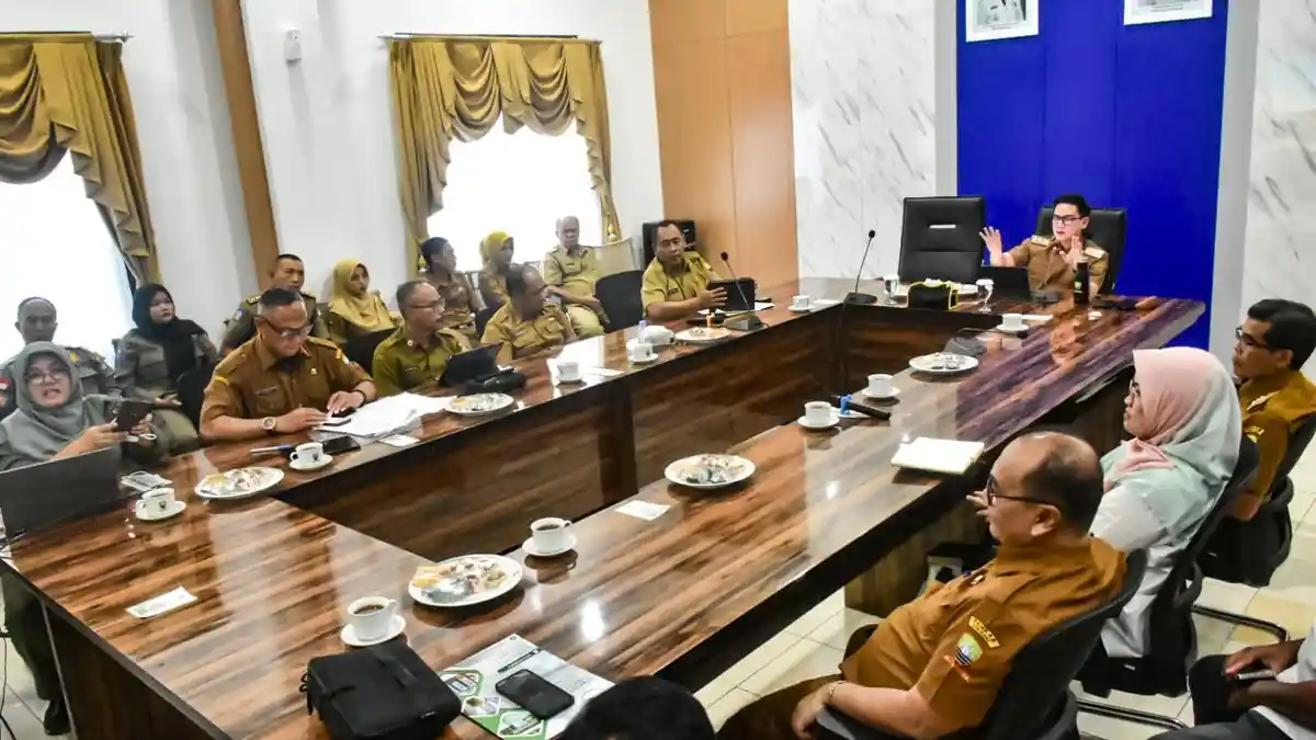 Pemkab Sumedang Segera Tertibkan PKL dan Bangunan Liar, Wabup Fajar: Utamakan Humanis - Tribunjabar.id