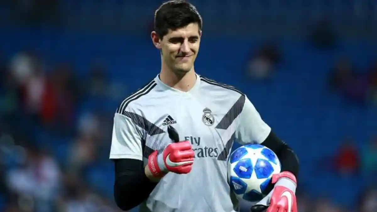 Link Live Streaming Real Madrid Vs Atletico Madrid, Thibaut Courtois Kartu AS El Real