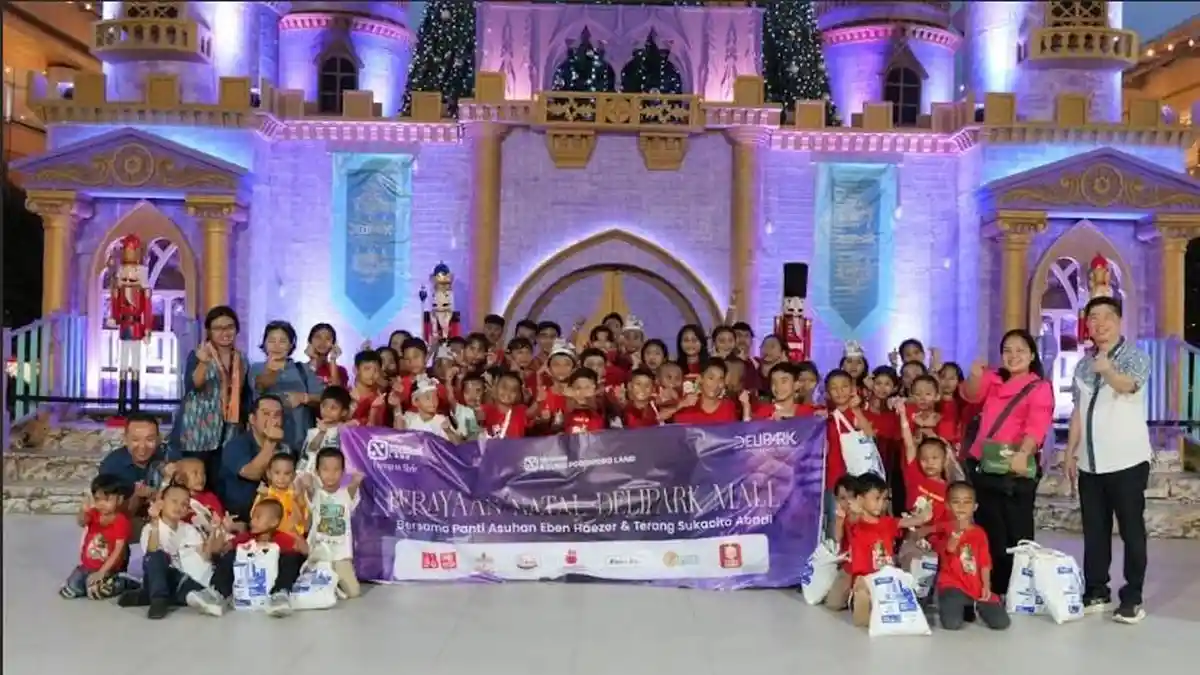 Keceriaan Anak Panti Asuhan Warnai Perayaan Natal 2025 di Delipark Mall Medan