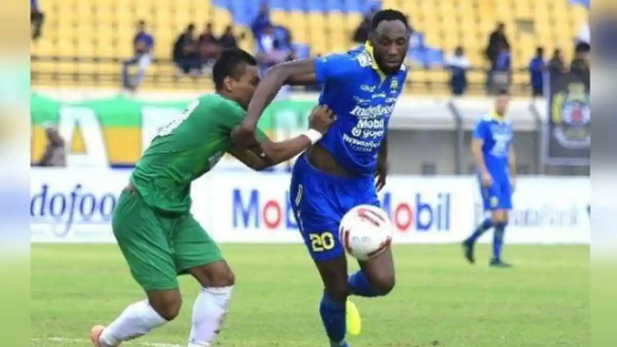 Arema FC Vs Persib Berlangsung Panas, Geoffrey Castillion Gagal Eksekusi Penalti, Skor Sementara 0-0