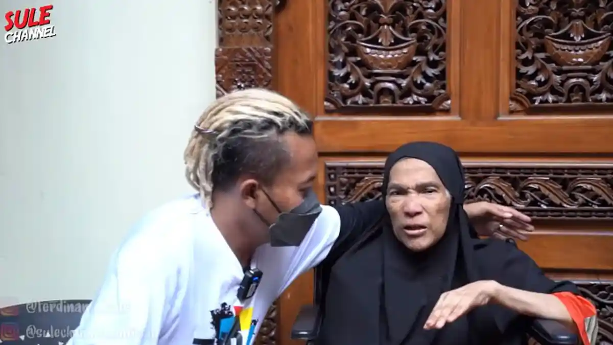 Tubuh Dorce Gamalama Makin Kurus hingga Tulangnya Menonjol, Sule Tak Kuasa Tahan Tangisnya: Ya Allah