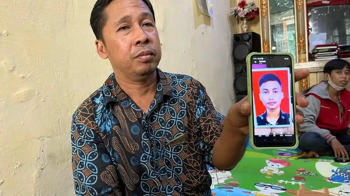 Pelat Motor jadi Petunjuk Aswan Tahu Anaknya Meninggal dalam Kecelakaan Maut Cibubur