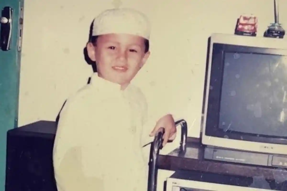 Siapa Sangka Bocah Imut Ini Andhika Pratama, Sekarang Jadi Artis Terkenal dan Punya Banyak Bisnis