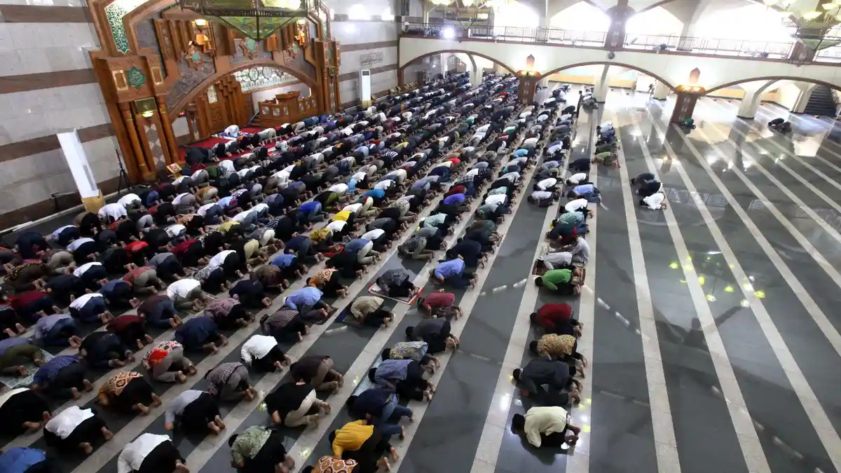 Khutbah Jumat 26 Desember 2025: Toleransi Islam untuk Keyakinan Berbeda