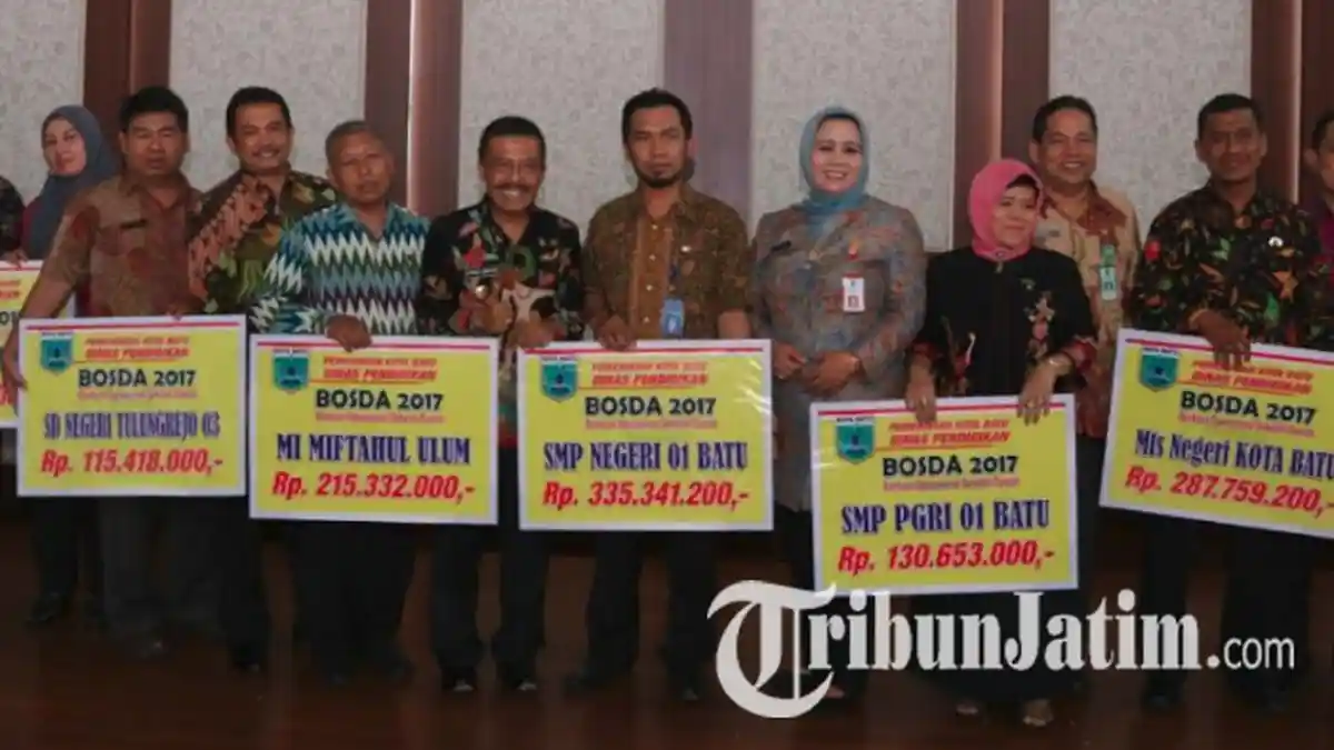 Bantuan Bosda Madin di Lamongan Nyanthol 9 Bulan dan Tak Kunjung Dicairkan