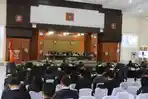 rapat-paripurna-dprd-tomohon.jpg