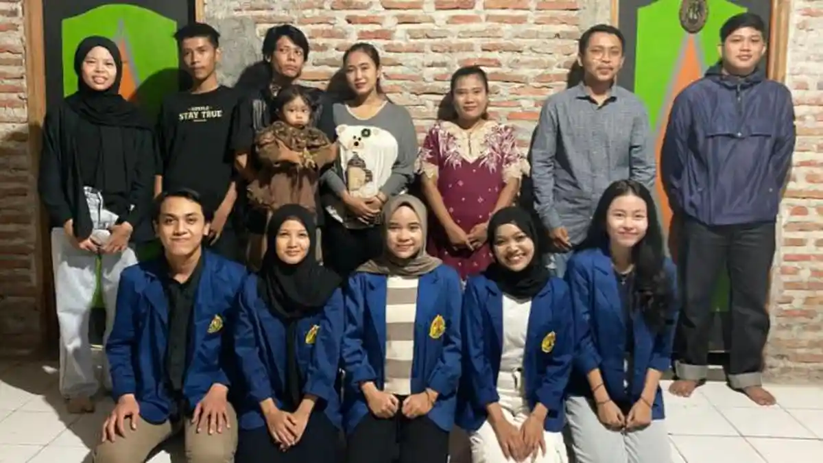 Tingkatkan Penghasilan, Mahasiswa FTIK USM Berikan Penyuluhan Pemanfaatan Medsos