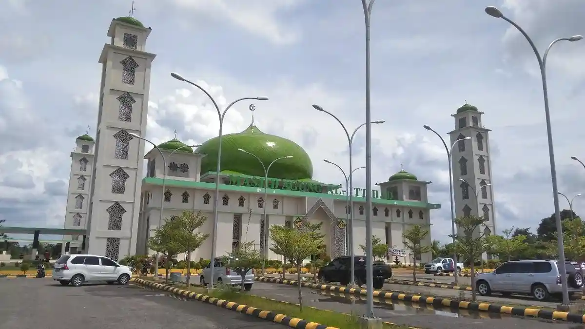 Masjid Al Ittihat, Destinasi Wisata Religi di Kabupaten Tebo