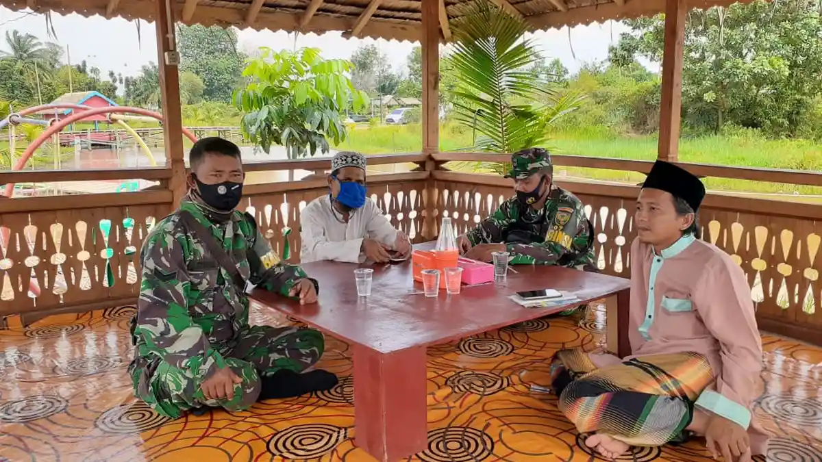Persiapan Launching Ponpes Lansia, Babinsa Koramil Sukarami Sowan ke Pengasuh Ponpes
