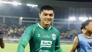 kiper-PSIS-Semarang-sekaligus.jpg