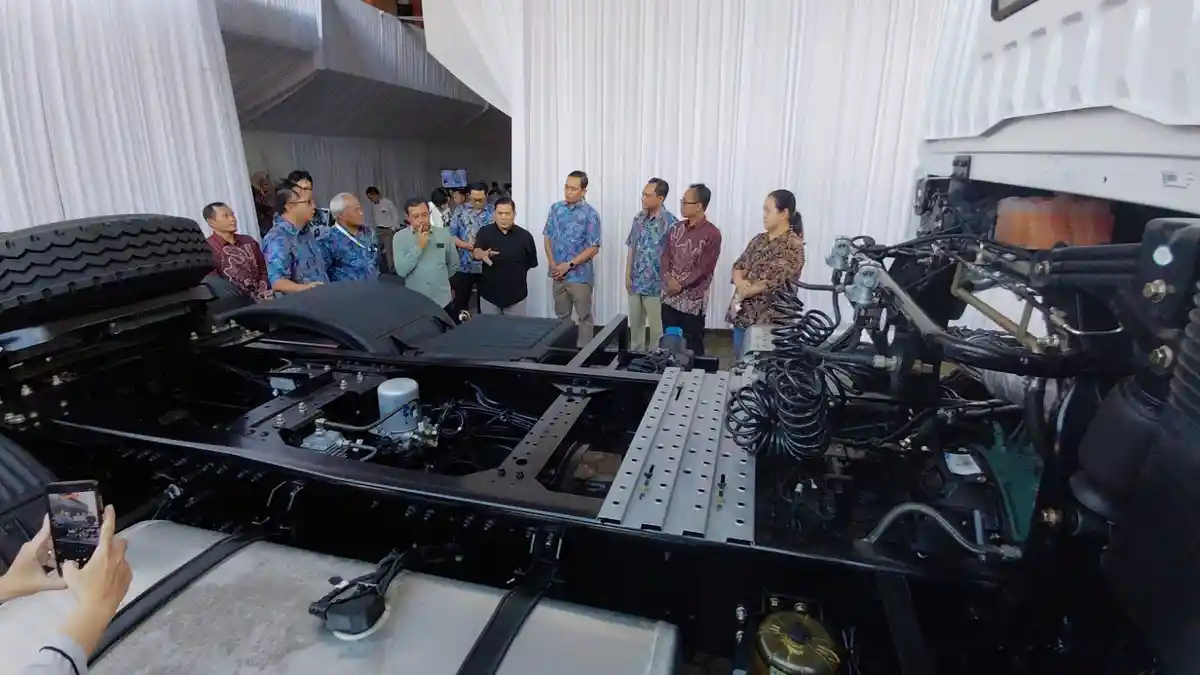 Dukung Pendidikan Vokasi, GM Mobil Resmikan Service Center di SMK Tujuh Lima 2 Purwokerto - Tribunjateng.com