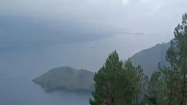 Prakiraan Cuaca Kota Medan Hari Ini, Senin 24 November 2025: Hujan Ringan sampai Siang