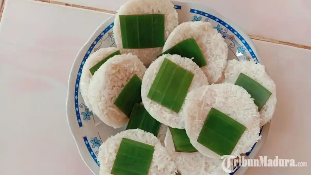 Mengenal Kue Potoh Mangkok, Makanan Tradisional Warga Proppo Pamekasan, Hidangan Wajib untuk Tamu