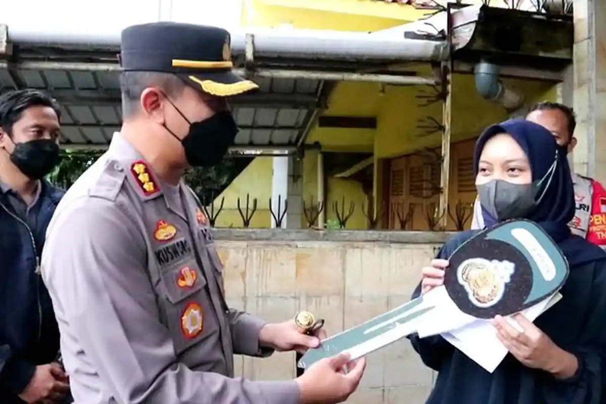 Polresta Bandung Langsung Antarkan Kendaraan kepada Korban Curanmor, Ini Reaksi Pemiliknya