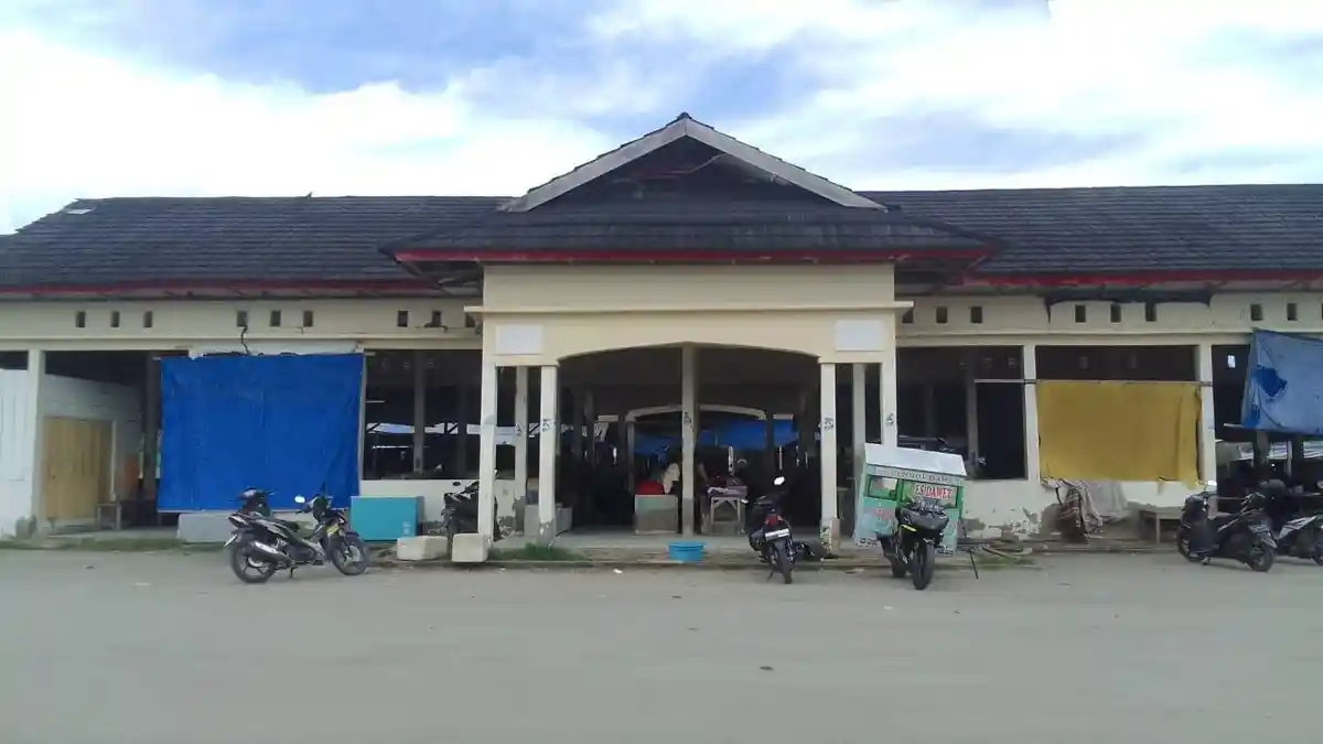 Pasar Bula Tak Kunjungan Ditertibkan, Pedagang: Bupati Kalau Tidak Bisa Urus, Lebih Baik Turun